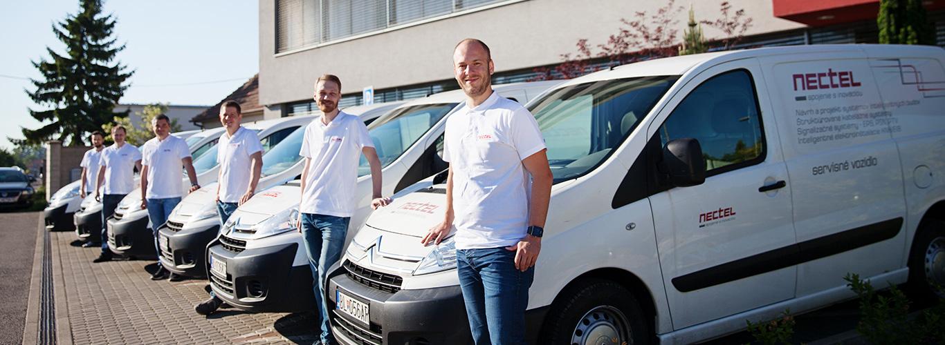 NECTEL Team & vehicles